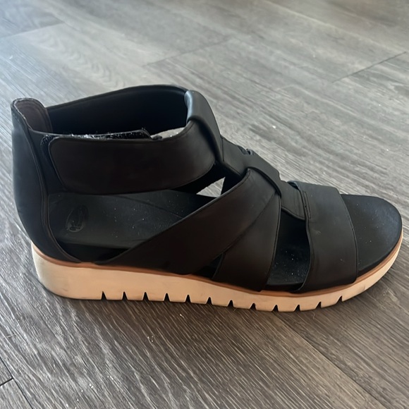 Dr. Scholl’s platform black sandals 8.5 - Picture 6 of 8